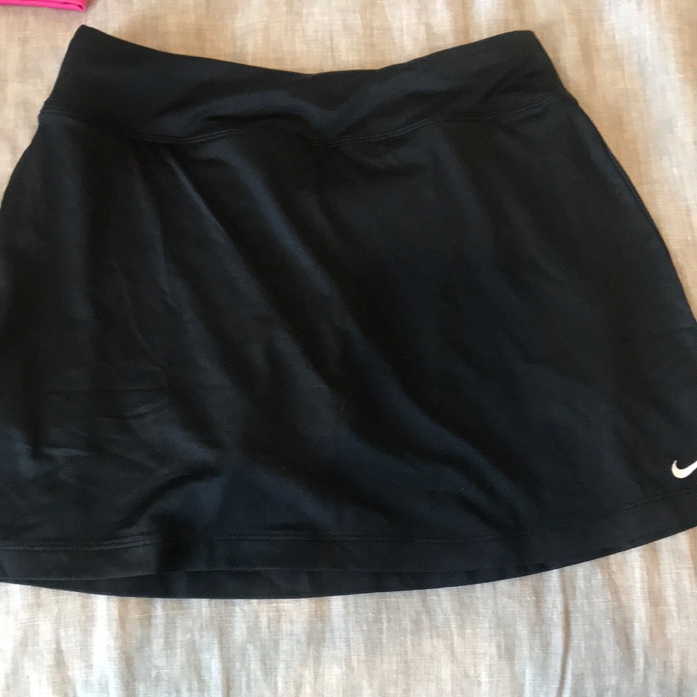 Nike black tennis skirt